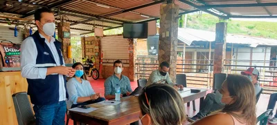 Alcaldía de Cali escuchó a los emprendedores gastronómicos de la vía a Cristo Rey