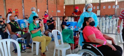 En La Base ya funciona el nuevo megacentro de vacunación contra la covid-19