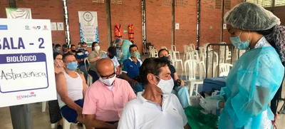 En inauguración del megacentro de vacunación de La Base se aplicaron más de 500 dosis