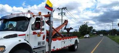 El corredor humanitario permitió la evacuación de más desechos en Cali, la contingencia continúa
