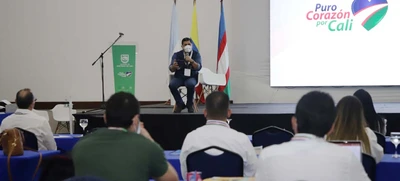 Debemos tener empatía para proyectar cambios y trasformaciones: Ospina