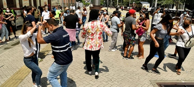 La Ruta de la Salsa en Cali se la bailaron turistas nacionales y extranjeros