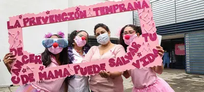 Octubre, el ‘mes rosa’ para recordar la lucha de mujeres y hombres contra el cáncer de seno
