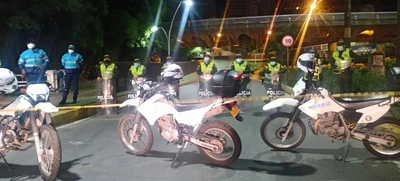 En operativos interinstitucionales, Movilidad inmovilizó 22 motocicletas en Cali durante la noche del viernes