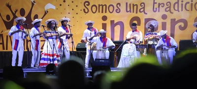 ¡25 veces Petronio!