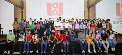 Comienzan su vida universitaria beneficiarios de becas en instituciones acreditadas en alta calidad