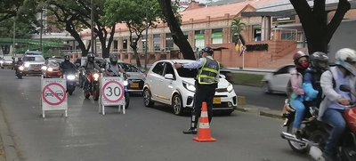 Movilidad realiza control a cumplimiento de medida de pico y placa