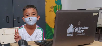 Padres de familia: acérquense a matricular a sus niños y niñas