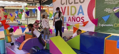 Aprenda sobre hábitos saludables y fortalecimiento en la Ciclovida