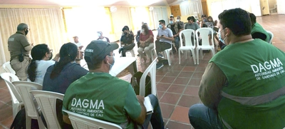 Habitantes de la Comuna 10, de la mano con la autoridad ambiental