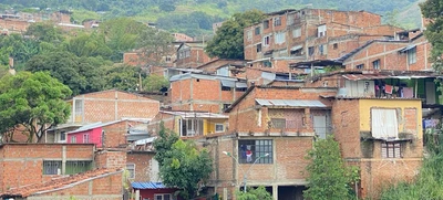 Continúa atención a hogares afectados por la temporada de lluvias