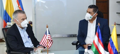 Embajada de EEUU visitó Cali y acompañará proyectos movilizadores