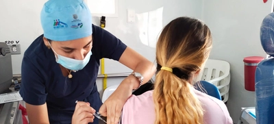 Cali se une a la ‘vacunatón’ contra el VPH, forma eficaz de prevenir el cáncer de cuello uterino