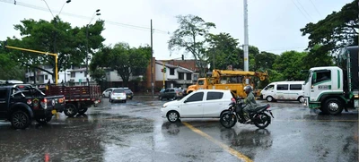 Crecientes de ríos y quebradas se presentaron tras lluvias de esta tarde