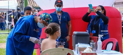 Cali cierra la Semana de Vacunación de las Américas con una meta clara: completar esquemas covid y PAI