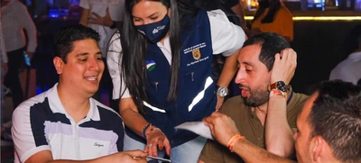 ¡Vamos todos por el refuerzo! Volvieron a Cali las jornadas nocturnas de vacunación