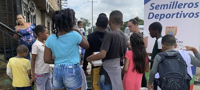 Fútbol y valores ciudadanos, las enseñanzas del profe Giovanny