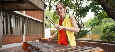 Los sonidos de la marimba enamoraron a la argentina Eliana Cogliati