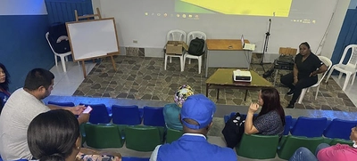 La Escuela de Padres promueve el valor de la familia para construir sana convivencia