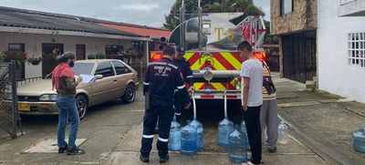 Alcaldía suministra agua potable a ‘domicilio’ en la zona rural