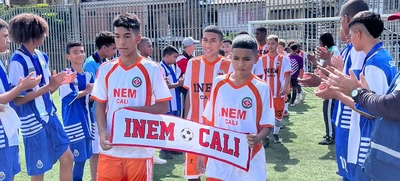 La final de fútbol masculino de Intercolegiados coronó al INEM en prejuvenil