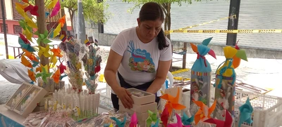 Magia y tradición del azúcar hacen que las macetas ‘florezcan’
