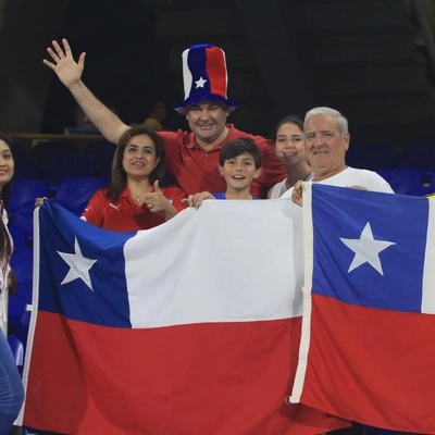 Turistas y periodistas chilenos disfrutan de la Copa América en Cali y dicen que volverán