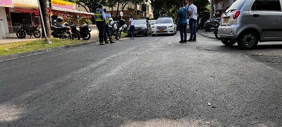 Renuevan vías de la comuna 17 con ‘Gobierno al Barrio’