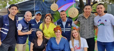 Cali abraza a los turistas que se gozan el Petronio Álvarez