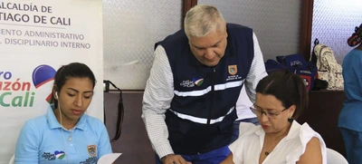 Servidores públicos realizaron encuestas investigativas de forma presencial en el CAM
