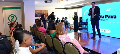 Cali realizó el primer congreso de medios alternativos