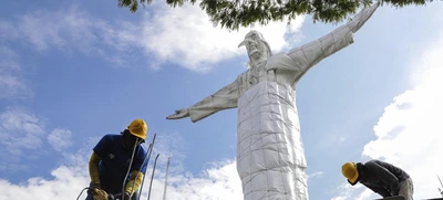 Acciones para proteger el monumento a Cristo Rey durante las obras del nuevo proyecto