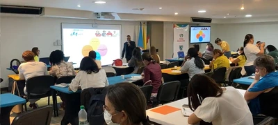 Reconocimientos del Ministerio de Educación a maestras caleñas