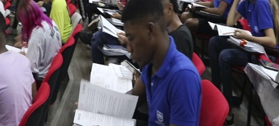 3000 becados de Todas y Todos a estudiar participaron en simulacro de pruebas Saber 11