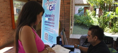 Hacienda se acerca al sector académico de Cali