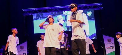 Con poesía, lírica y hip hop comenzó el XXII Festival Internacional de Poesía de Cali