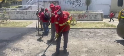 Grupo operativo de la Secretaría de Infraestructura Interviene el corredor vial de la carrera 34, entre calles 2 y 5
