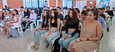 Jóvenes de las comunas 1 y 20 culminaron con gran satisfacción el diplomado sobre Desarrollo Turístico