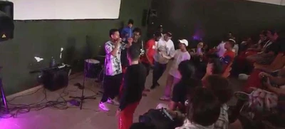 Con las batallas de free style, la improvisación del rap llegó al INEM Jorge Isaacs