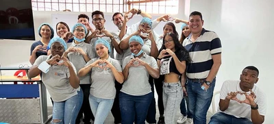 Beneficiarios de Todas y Todos a Estudiar se forman para ser mecánicos dentales