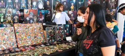 La magia de los cómics y el anime está presente en la Feria Internacional del Libro