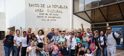 Entre risas, baile y cultura, caleños disfrutaron del recorrido turístico de este viernes de receso escolar