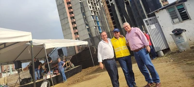 La primera edificación en Ciudad Paraíso alcanzó 20 pisos de altura