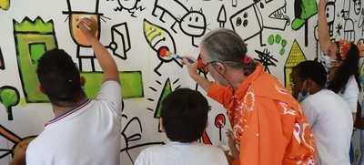 Animales fantásticos y seres salidos de la imaginación se toman el domo de la Biblioteca Departamental
