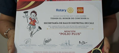 Salud Pública fue condecorada por su esfuerzo en la lucha contra la poliomielitis