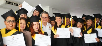 Se graduaron 1350 estudiantes de los programas de formación para el empleo