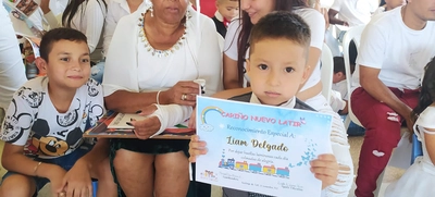 90 niñas y niños vinculados al ‘Modelo Cariño’ celebraron su transición a la educación formal