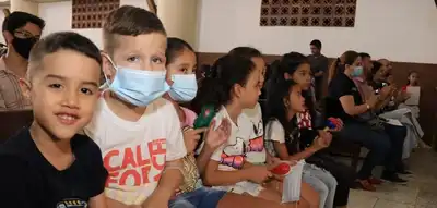 Navidad, sonrisas y caleñidad para la niñez del barrio Bretaña