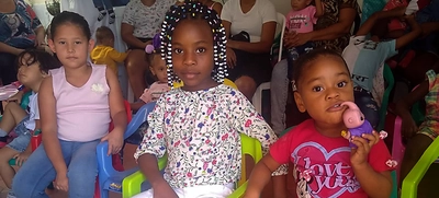 Celebración navideña para madres y niños del Distrito de Cali