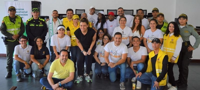 La campaña “Un juguete, una sonrisa” entregó 600 regalos a la niñez del área de renovación urbana.